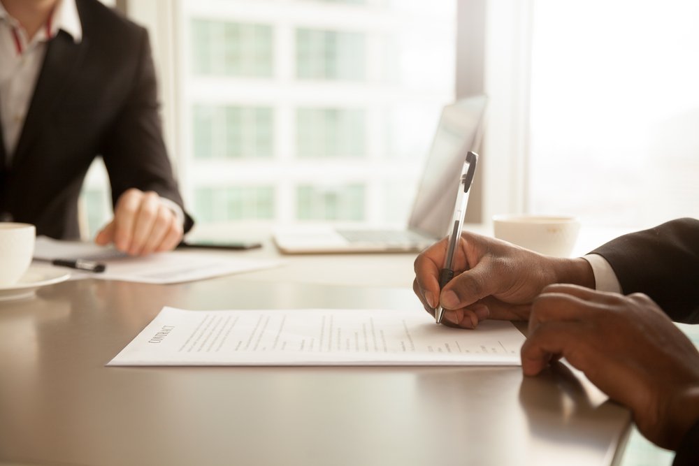 Commercial Closing Lawyer in Daytona Beach Available 24/7